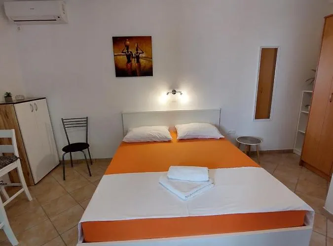 公寓 Nenad & Marija *