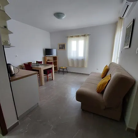 Nenad & Marija شقة