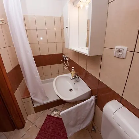 Nenad & Marija شقة